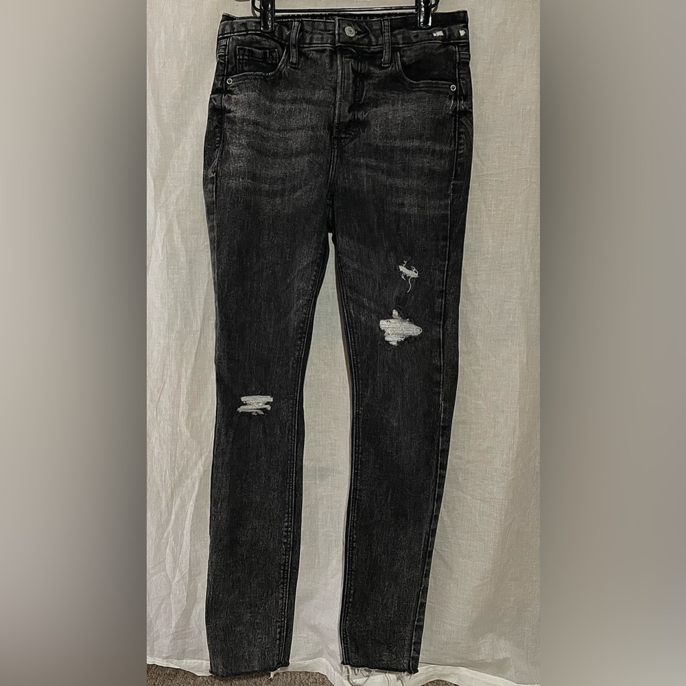 Old Navy - High-Rise Rockstar Super Skinny Ripped Denim Jeans (4 Regular) NWOT